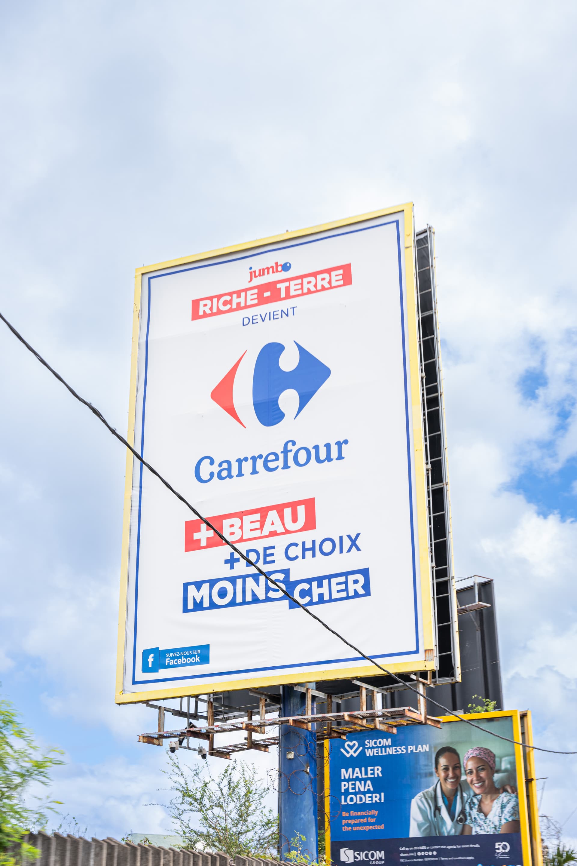 Large Format Out-of-Home Billboards - Project 1