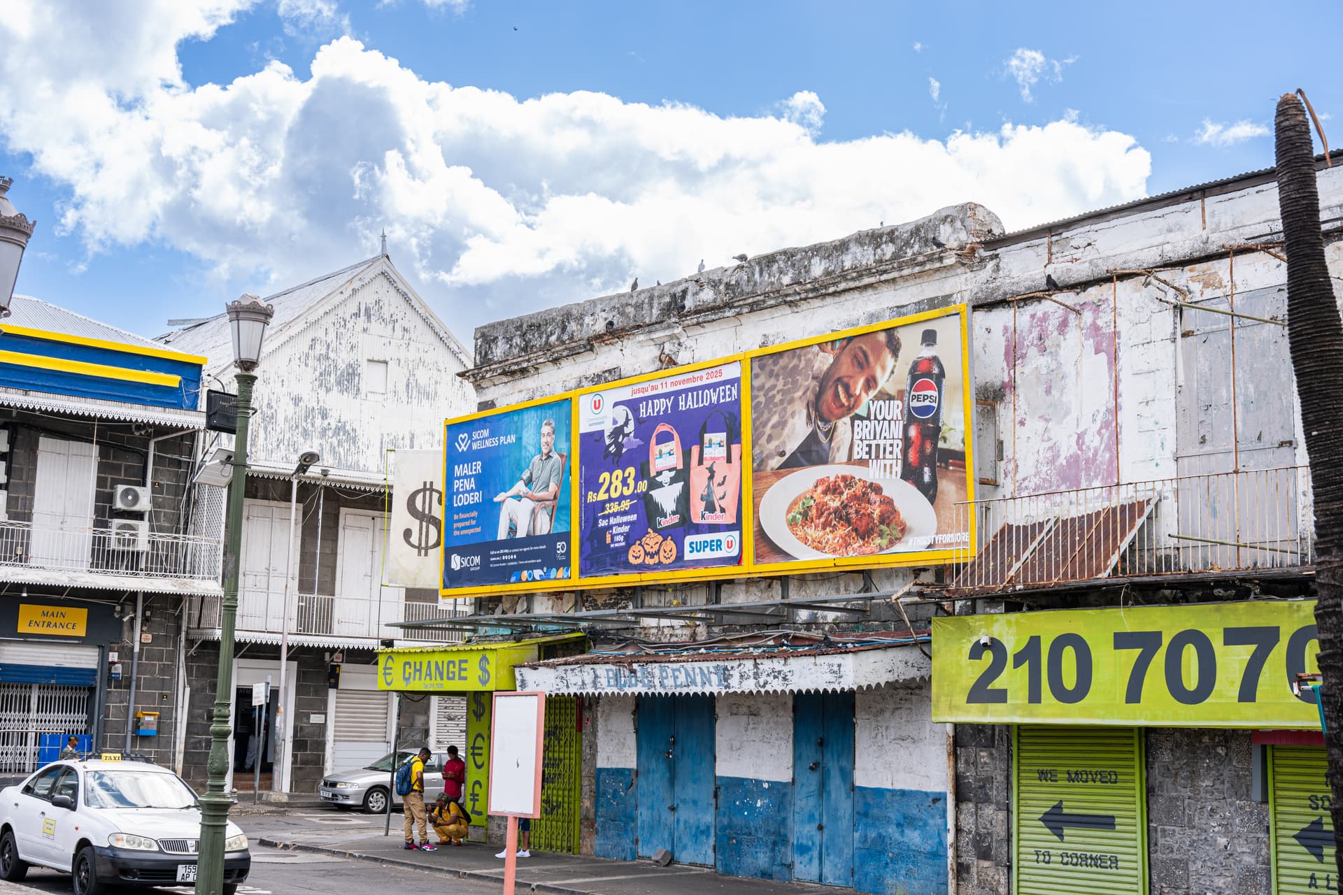 Large Format Out-of-Home Billboards - Project 4